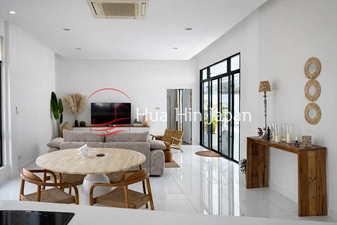 Renovated Designer pool villa soi 114 for sale Hua Hin - Hua Hin - photo 2