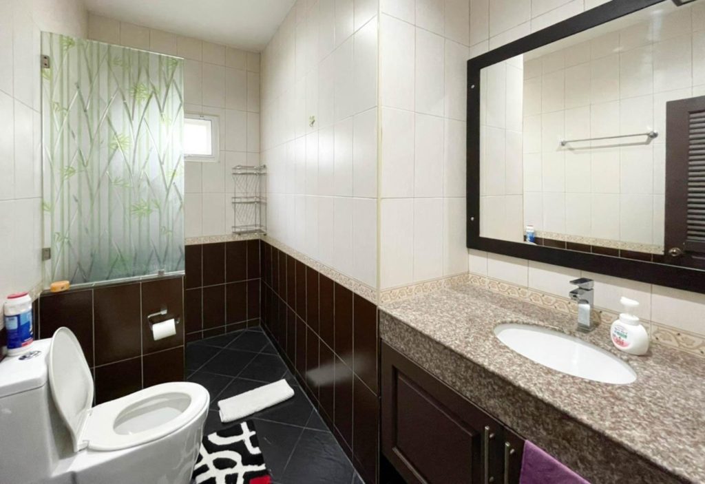 Price Reduced! Charming 3-Bedroom Villa in Sought-After Emerald Project, Soi 112 (Fully Furnished &amp; Move-In Ready) - Hua Hin - photo 6