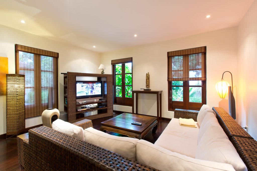 Very Solid 5 Bedroom Bali Style Villa For Sale in Hua Hin (Fully Furnished) - Khao Takiab - photo 11