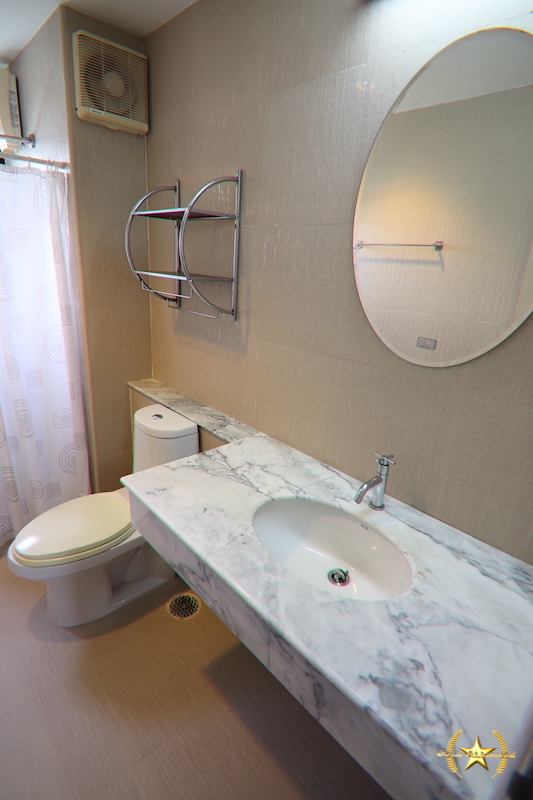 **Amazing Price!** 2 Bedroom Unit at SantiPura Beach Front Condominium - Khao Tao - photo 6