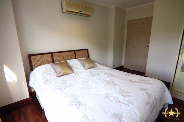 **Amazing Price!** 2 Bedroom Unit at SantiPura Beach Front Condominium - Khao Tao - photo 4