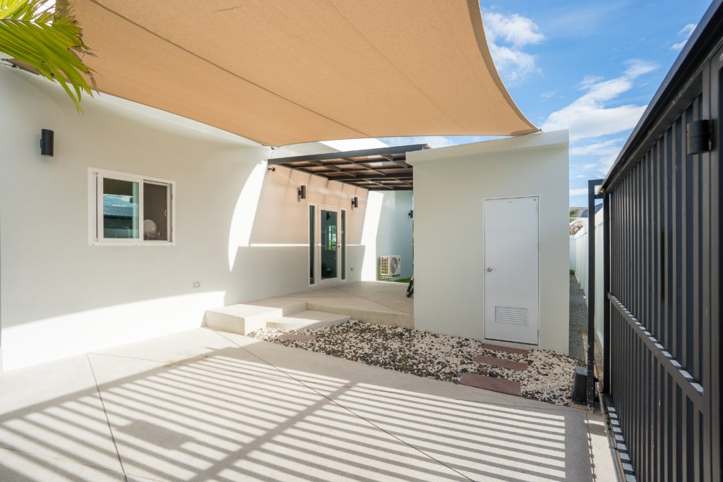 Contemporary 2 Bedroom Pool Villa with Beautiful Mountain View (off plan) - Hua Hin - photo 3