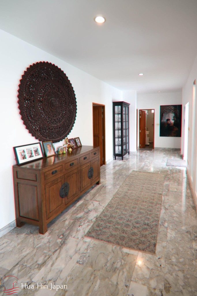 Nice 3 Bedroom Villa with a Large Private Pool  for sale in on Soi 6 Hua Hin - Hin Lek Fai - photo 6