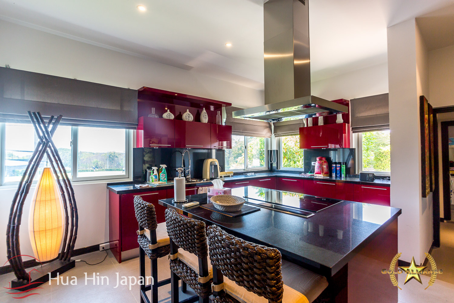 3 Bedroom Pool Villa dining room