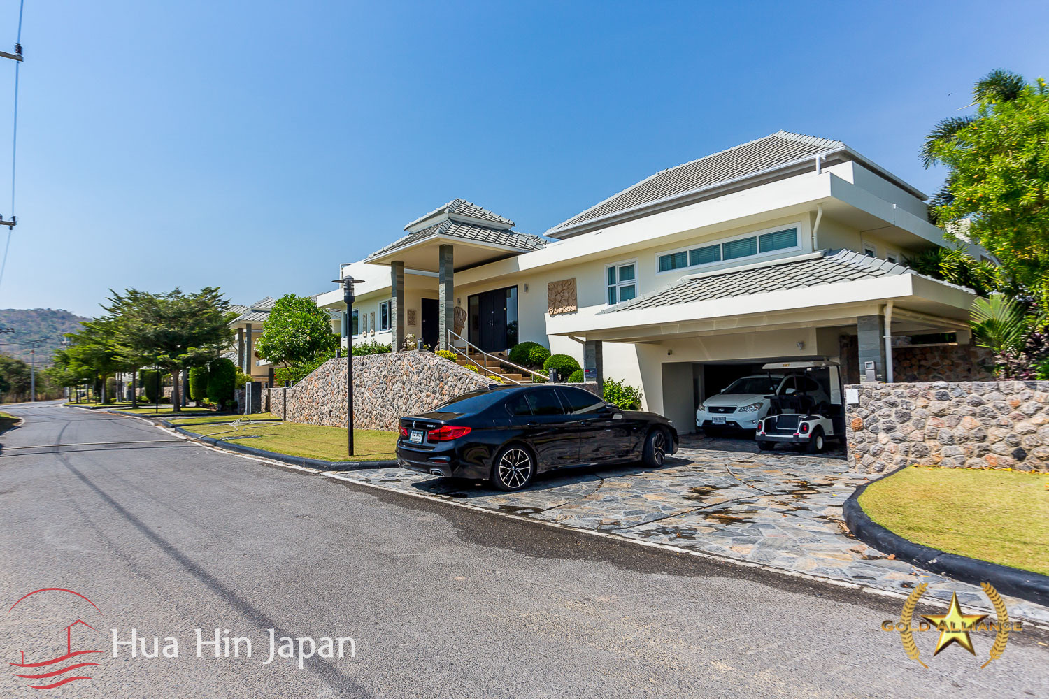 3 Bedroom Pool Villa front road