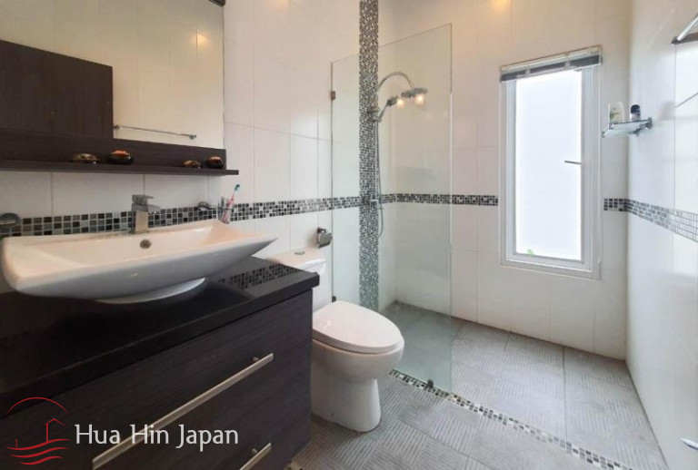 Good Sized 4 Bedroom Pool Villa inside Popular Lees Project off Soi 88 (Completed, Fully Furnished) - Hua Hin - photo 9
