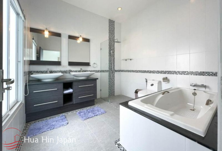 Good Sized 4 Bedroom Pool Villa inside Popular Lees Project off Soi 88 (Completed, Fully Furnished) - Hua Hin - photo 6