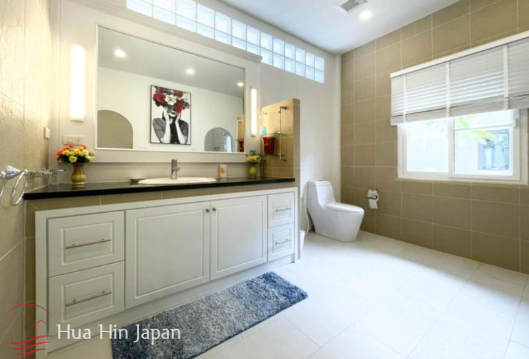 **Price Reduced!** Recently Renovated Quality 4 Bedroom Pool Villa on the way to Black Mountain Golf (fully furnished) - Hua Hin - photo 13