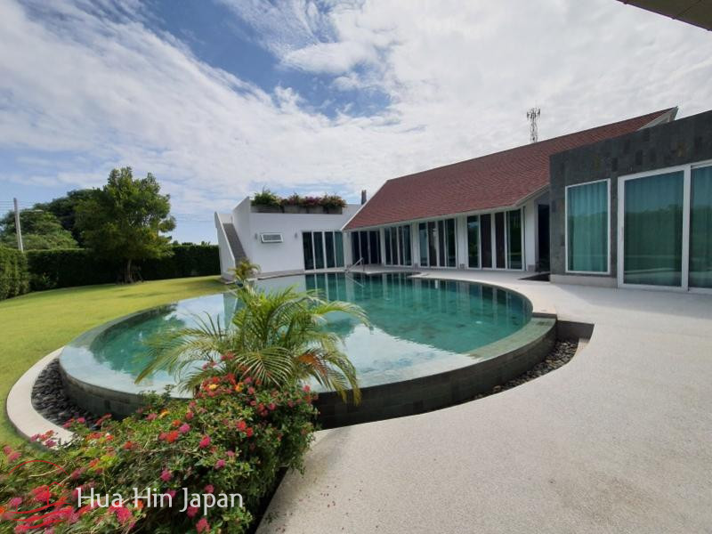 Super Modern 4 Bedroom Pool Villa on 1 Rai Land near the Town (Completed, Fully Furnished) - Hua Hin, Thailand