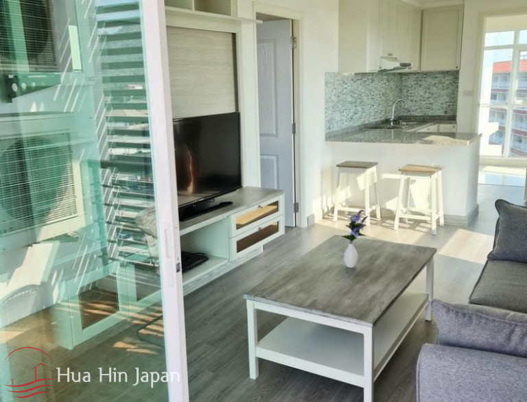 **Huge Price Reduction!** 1 Bedroom Unit on Top Floor of Tira Tiraa in the Heart of Hua Hin Town - Hua Hin - photo 4