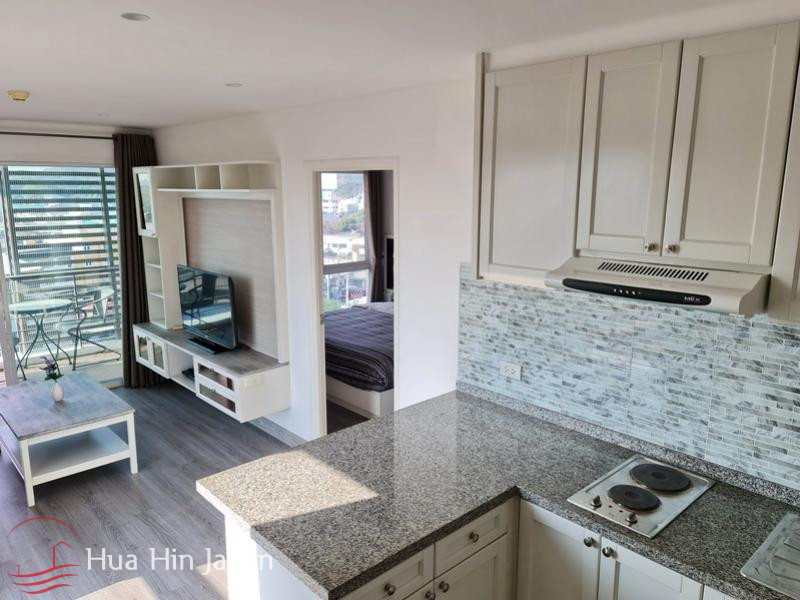 **Huge Price Reduction!** 1 Bedroom Unit on Top Floor of Tira Tiraa in the Heart of Hua Hin Town - Hua Hin, Thailand