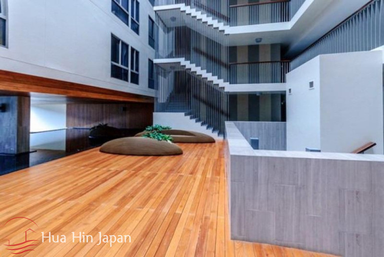 2 Bedroom Sea and Golf Course View Unit – Amazing Value for Quick Sale (Furnished) - Hua Hin - photo 12