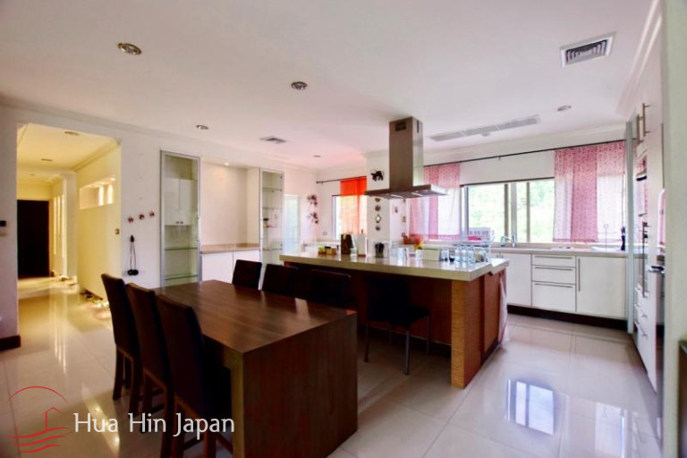Spacious 2.5 Bedroom Condo on Palm Hills Golf Course - Hua Hin - photo 3