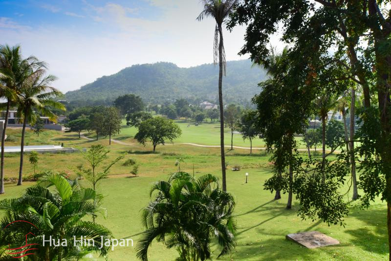 Spacious 2.5 Bedroom Condo on Palm Hills Golf Course - Hua Hin, Thailand