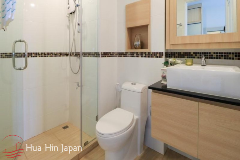 Spacious 3 Bedroom Unit in Newly Completed City Condominium Close to Downtown - Hua Hin - photo 5