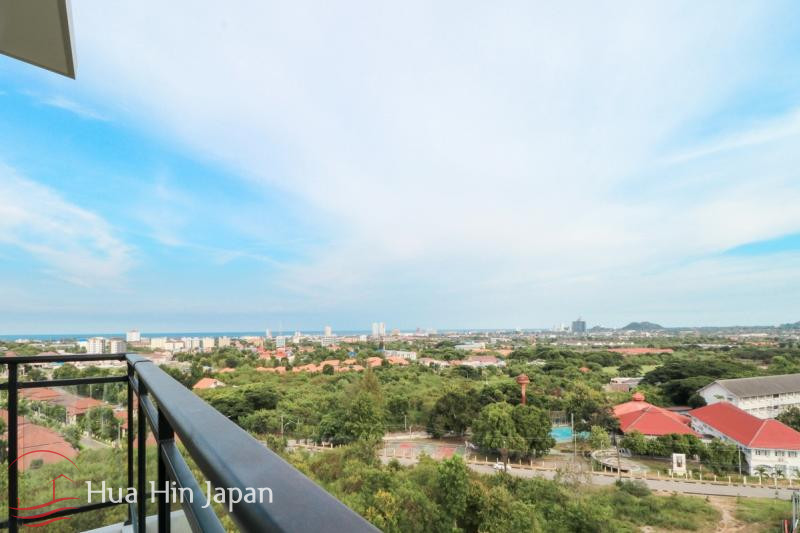 Spacious 3 Bedroom Unit in Newly Completed City Condominium Close to Downtown - Hua Hin - photo 1