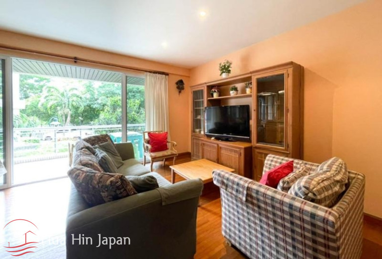 Beautiful 2 Bedroom Unit with Pool View in Popular Beachfront Sansaran Condo near BluPort - Hua Hin - photo 8