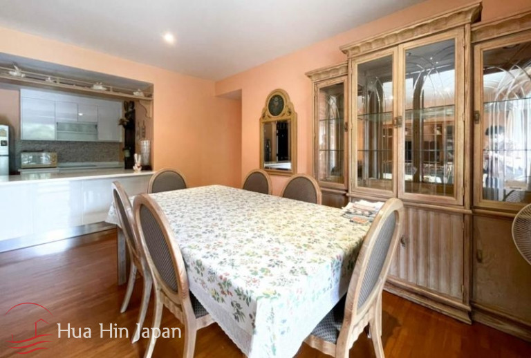 Beautiful 2 Bedroom Unit with Pool View in Popular Beachfront Sansaran Condo near BluPort - Hua Hin - photo 4