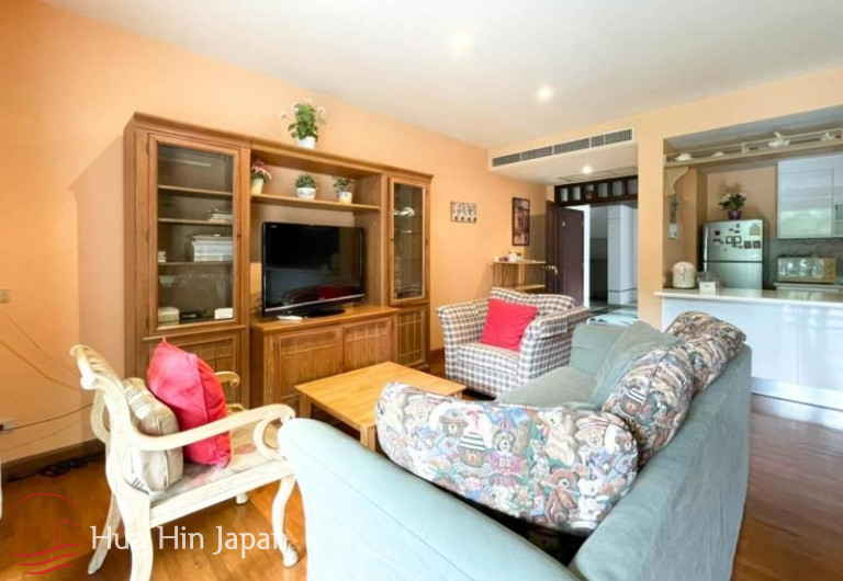 Beautiful 2 Bedroom Unit with Pool View in Popular Beachfront Sansaran Condo near BluPort - Hua Hin - photo 3