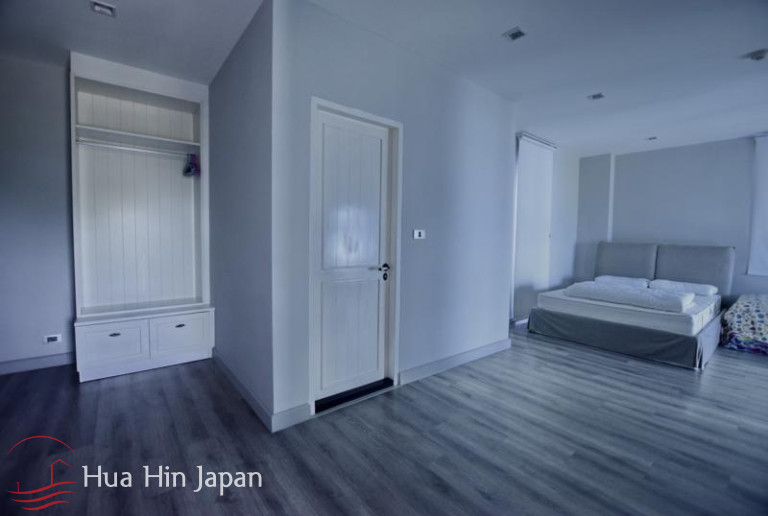 Duplex 3 Bedroom Unit inside Exclusive Beachfront Condominium Near Palm Hills Golf - Hua Hin - photo 4