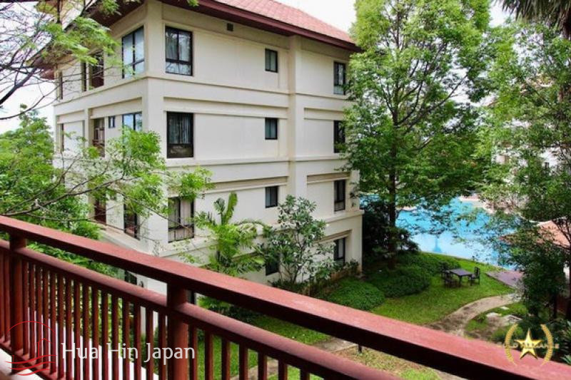 Luxury 5 Bed Beach Front Condo - Hua Hin, Thailand
