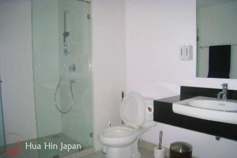 2 Bedroom Unit at Beachfront Condo opposite Bangkok Hospital - Hua Hin - photo 6