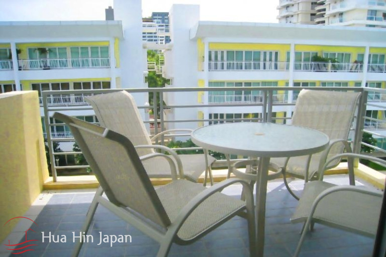 2 Bedroom Unit at Beachfront Condo opposite Bangkok Hospital - Hua Hin - photo 5