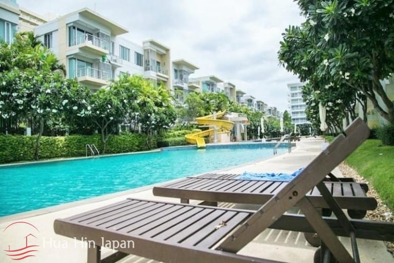 Beautiful 2 Bedroom Beachfront Condominium with Sea and Pool View within walking distance to Market Village and Bluport - Hua Hin - photo 10