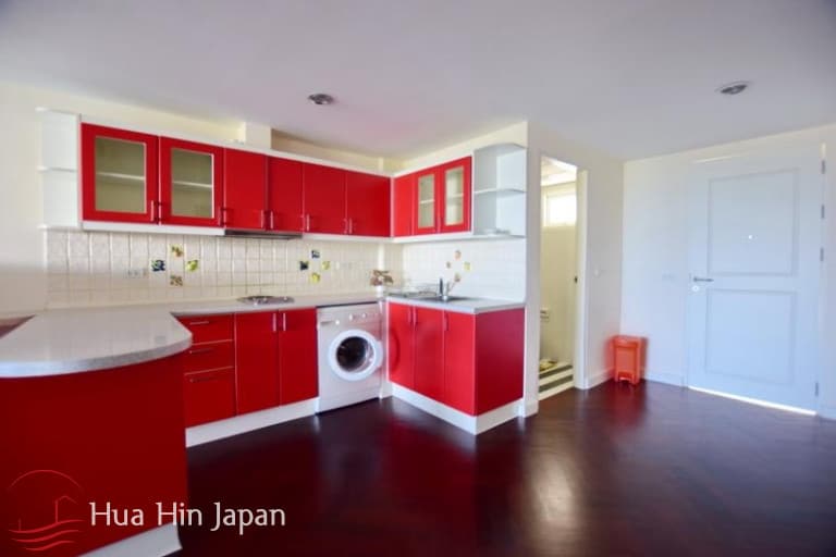 Beautiful 2 Bedroom Beachfront Condominium with Sea and Pool View within walking distance to Market Village and Bluport - Hua Hin - photo 2