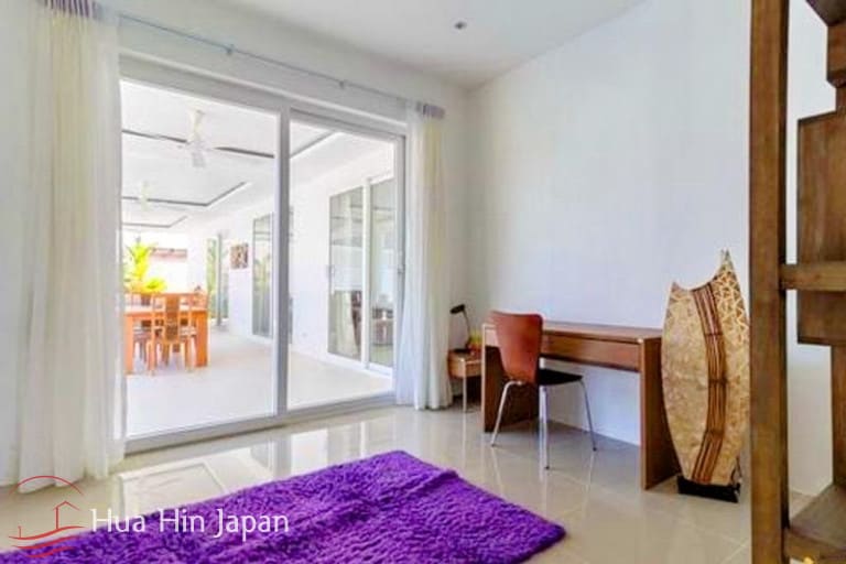 Luxurious 3 BDRM Pool Villa on Large Plot only 5 Min from BluPort (completed, fully furnished) - Hua Hin - photo 5