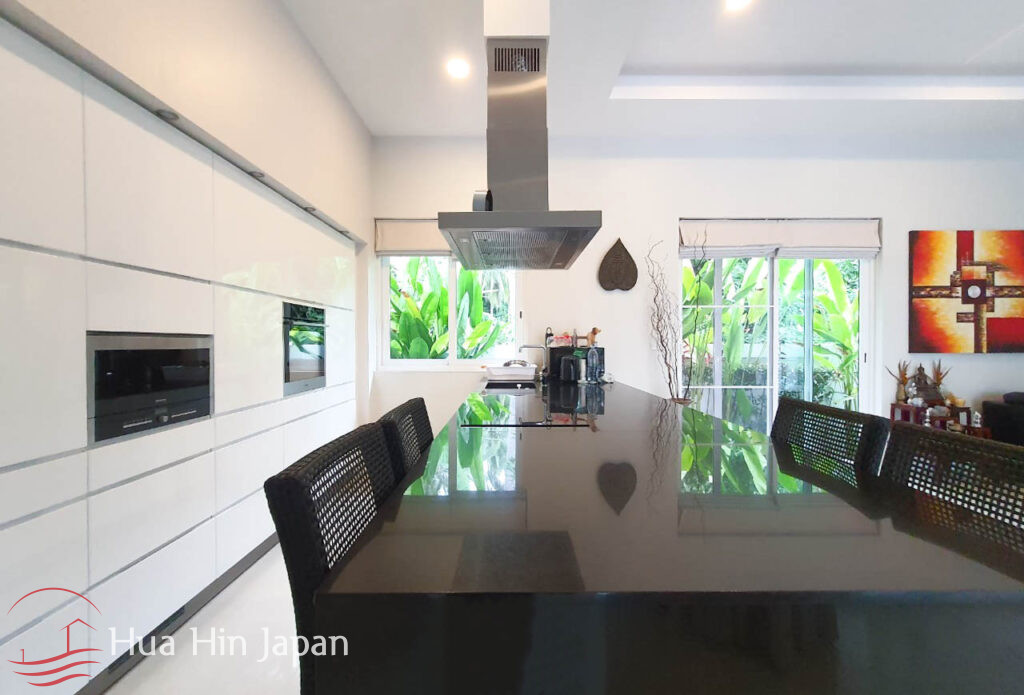 Quality 4 Bedroom Pool Villa, 800 m from Dolphin Bay Beach for Sale (Off Plan) - Pranburi - photo 14