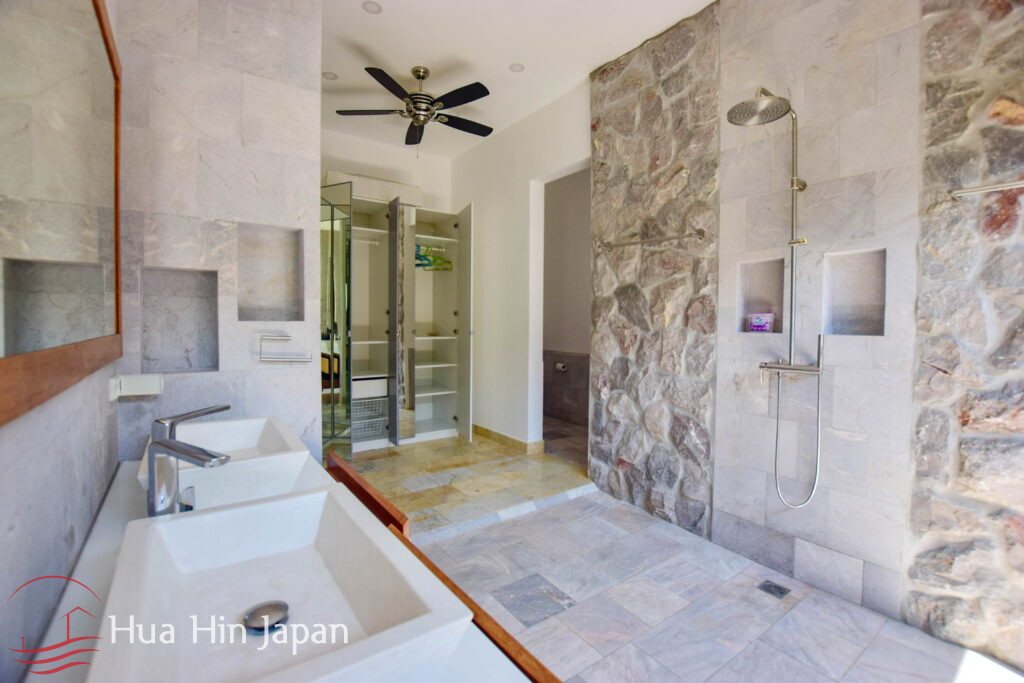 Very Solid Modern Bali Style Mansion Near Khao Kalok Beach (fully furnished, newly completed) - Hua Hin - photo 14