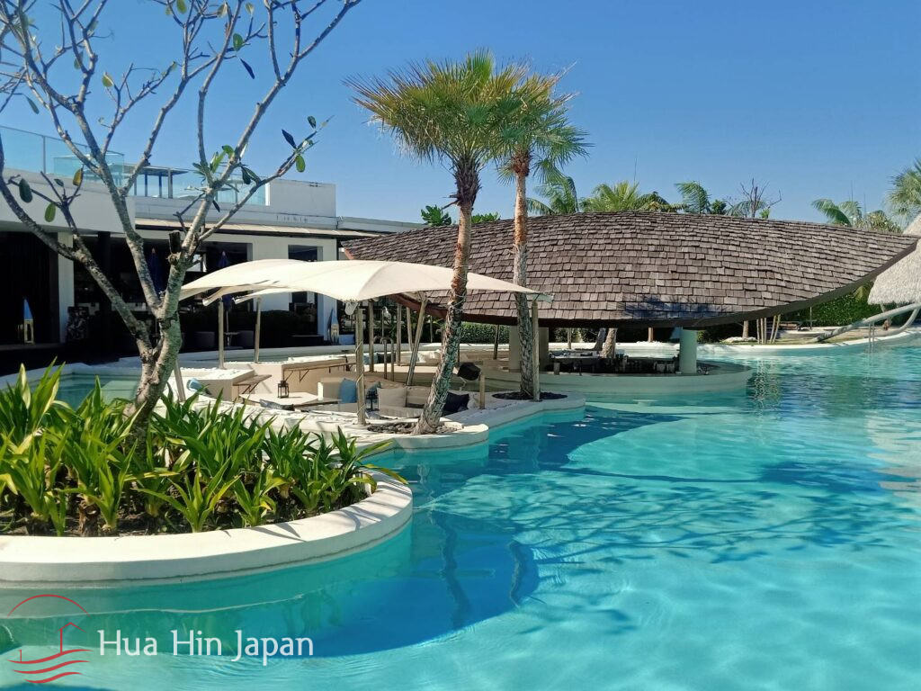 Contemporary Design Villa inside Resort/Residential Property Almost Next to Banyan Golf (Completed, furnished) - Hua Hin - photo 16