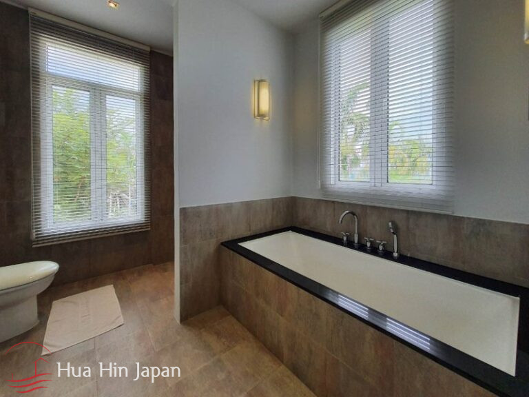 Fully Renovated Contemporary 2 bedroom unit inside Sheraton Blue Lagoon Condo (Furnished) - Hua Hin - photo 13