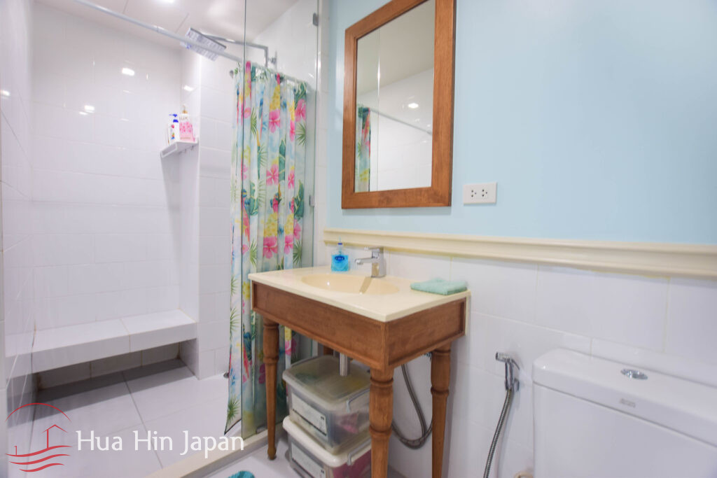 2-Bedroom Fully Furnished Condo with Garden Access in Khao Takiab near Sea Pine Golf Course (Completed, Fully furnished) - Khao Takiab - photo 9