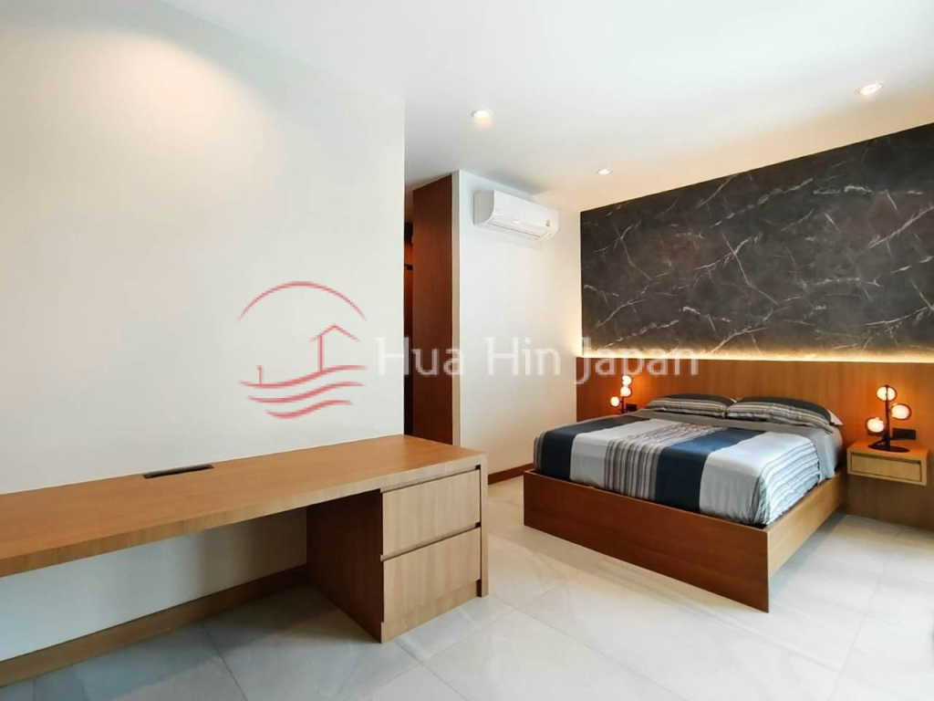 Price Reduced!  Newly Completed Executive Villa near Pineapple Valley Golf in Hua Hin by Award Winning Developer for Sale - Khao Takiab - photo 13