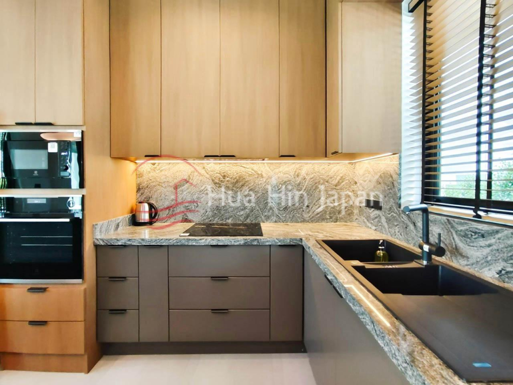 Price Reduced!  Newly Completed Executive Villa near Pineapple Valley Golf in Hua Hin by Award Winning Developer for Sale - Khao Takiab - photo 5