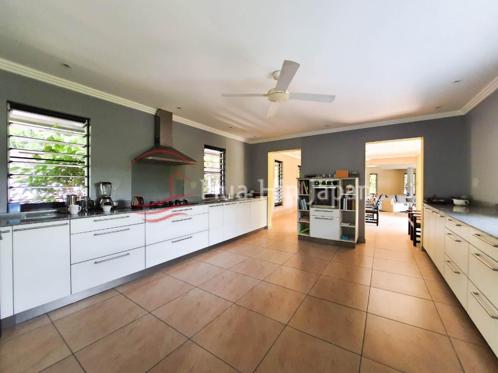 Very Private, Energy Saving 7 Bedroom Villa on 2 Rai Land inside Springfield Golf Course - Hua Hin - photo 15