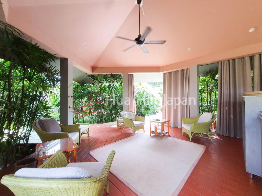 Very Private, Energy Saving 7 Bedroom Villa on 2 Rai Land inside Springfield Golf Course - Hua Hin - photo 12
