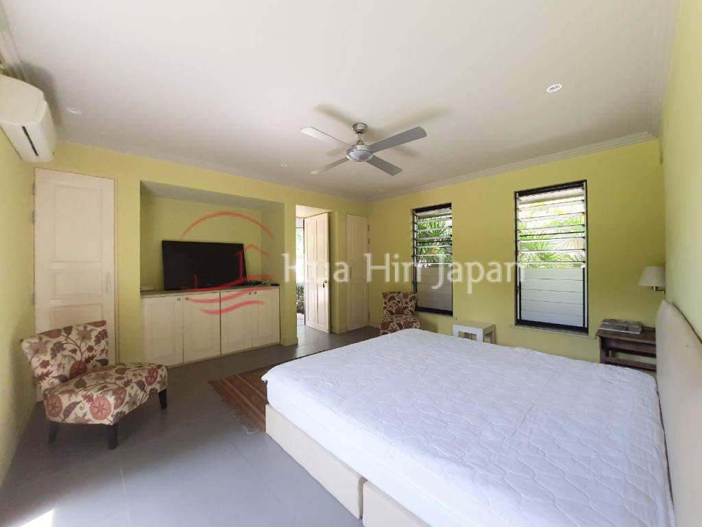 Very Private, Energy Saving 7 Bedroom Villa on 2 Rai Land inside Springfield Golf Course - Hua Hin - photo 6