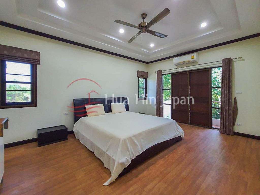 4 Bed 3 Bath Luxury Pool Villa with Private Garden in Hua Hin(Completed) - Hua Hin - photo 9