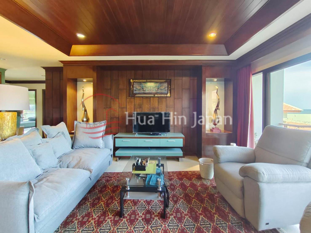 A Large 3 Bedroom Unit with Panoramic Sea View at Santipura Beachfront Condominium for Sale in Hua Hin (Furnished) - Khao Tao - photo 4