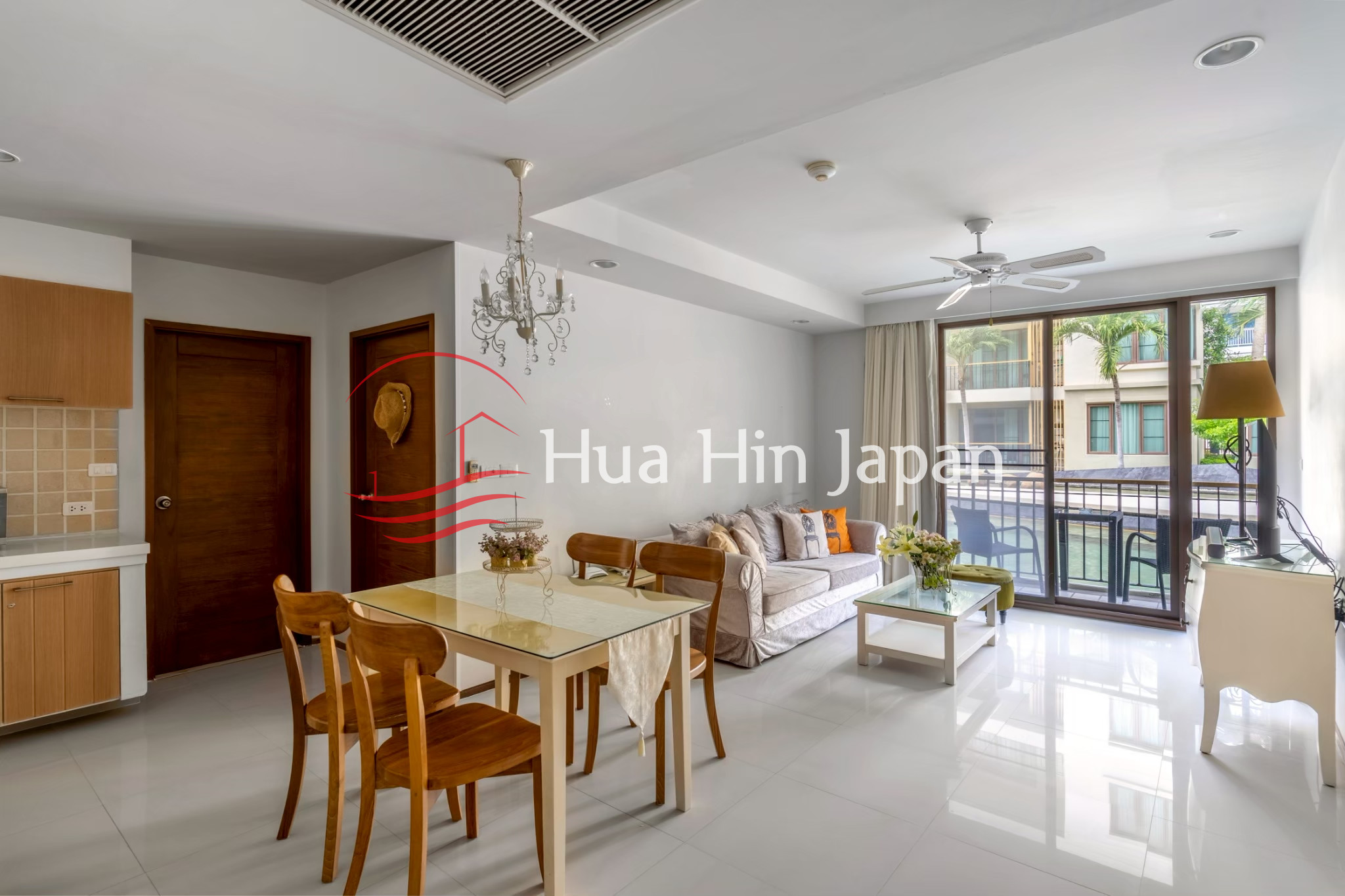 2 Bedroom Pool View Condo kitchen dining room