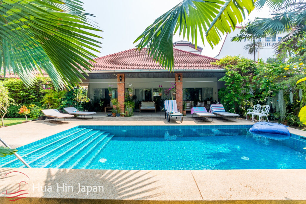 Location, Location, Location!  A Large 5 BDRM Beach House Only A Few Hundred Meter From The Beach - Hin Lek Fai - photo 16