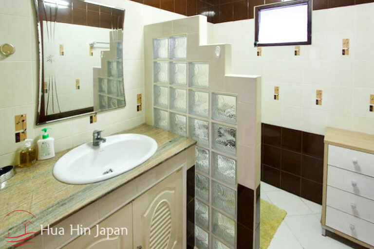 Cozy 3 Bedroom Pool Villa only 1 km from Pak Nam Pran Beach Area (Completed, Furnished) - Pranburi - photo 9