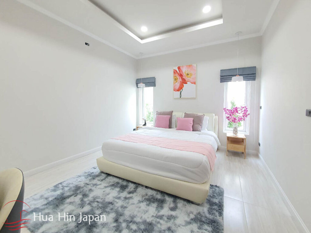 New 3 Bedroom Luxury Pool Villas in Soi 88, Close to Downtown Hua Hin (Completed & Semi-Completed) - Hin Lek Fai - photo 8