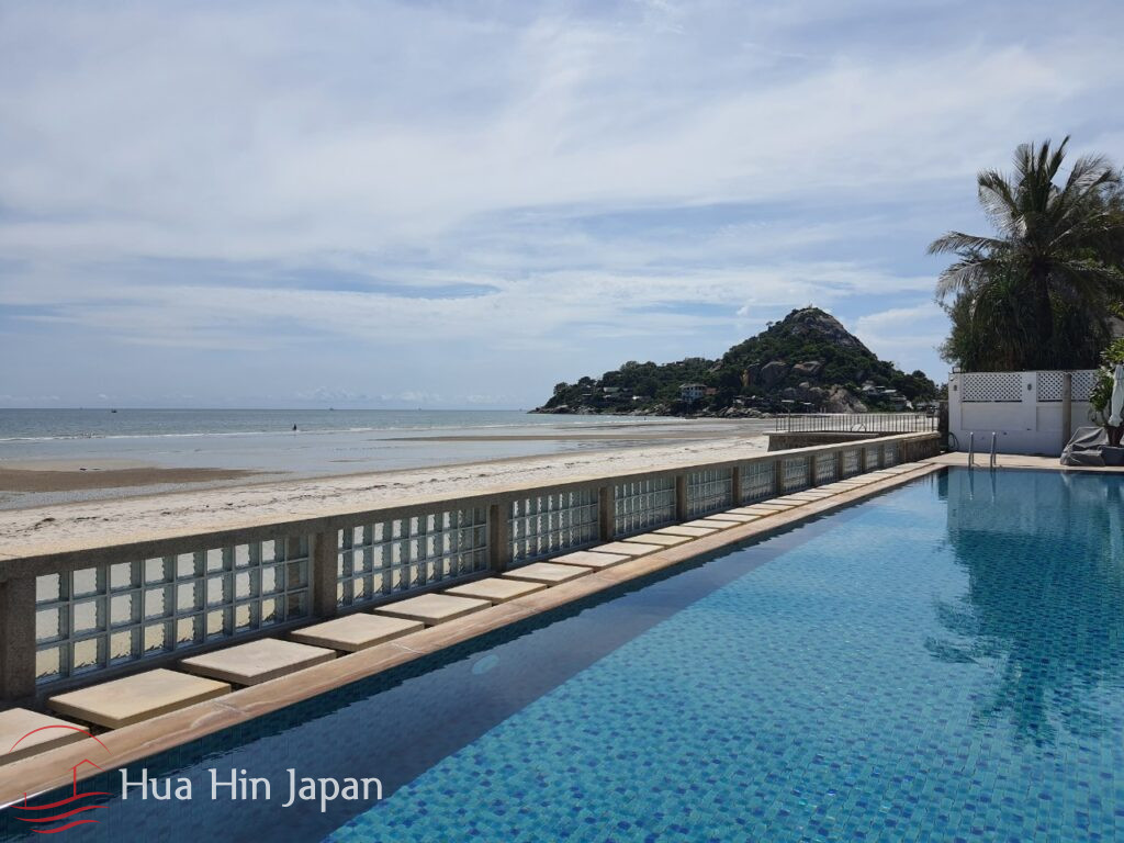 Absolute Beachfront 4 Bedroom Villa in the Centre of Khao Takiab - Khao Takiab - photo 16