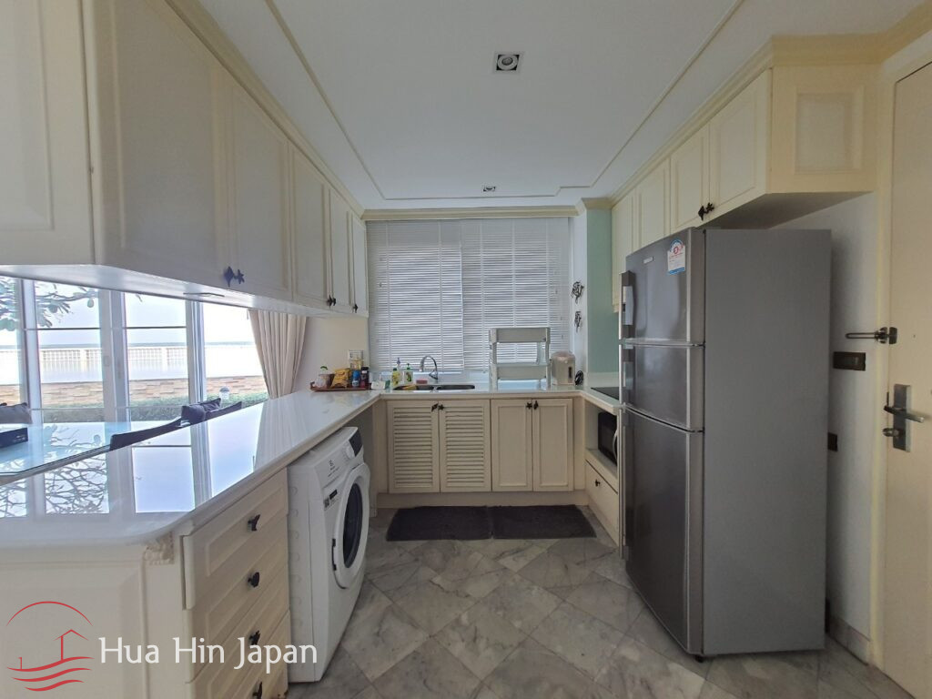Absolute Beachfront 4 Bedroom Villa in the Centre of Khao Takiab - Khao Takiab - photo 14