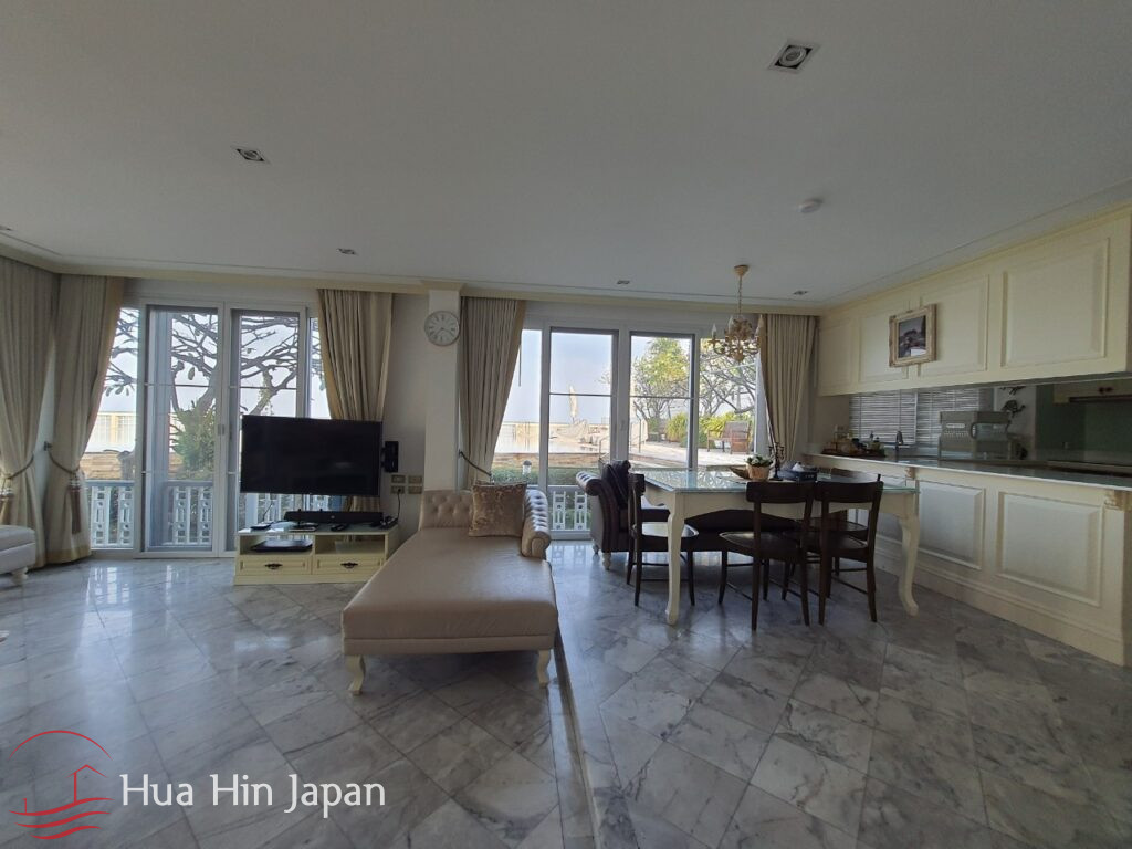 Absolute Beachfront 4 Bedroom Villa in the Centre of Khao Takiab - Khao Takiab - photo 10