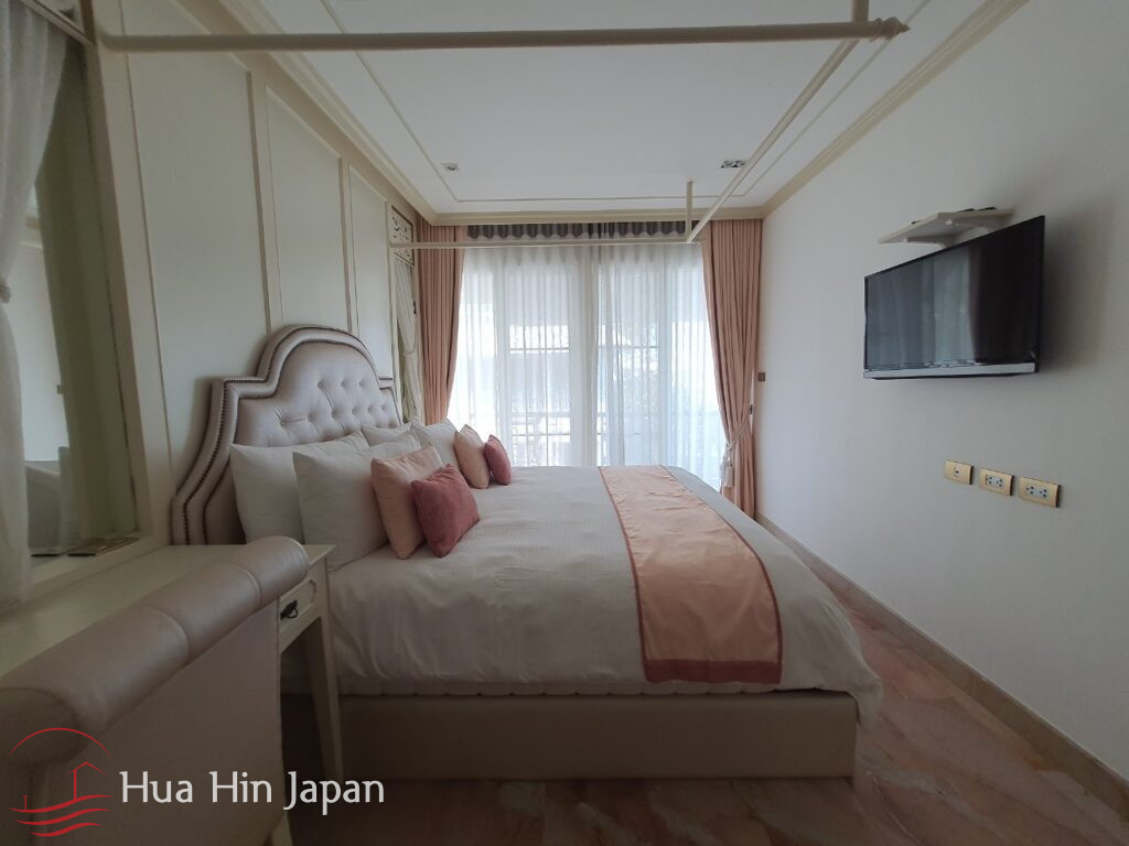 Absolute Beachfront 4 Bedroom Villa in the Centre of Khao Takiab - Khao Takiab - photo 5